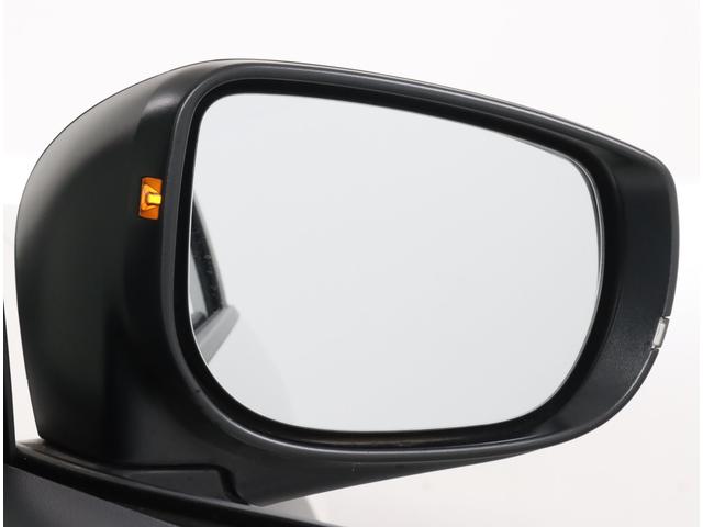 クロストレック ツーリング　ステアリング＆シートヒータ　デジタルマルチビュー　新世代アイサイト　　ＥＴＣ２．０　バックカメラ　フロントカメラ　サイドカメラ　１７インチアルミホイール　取扱説明書　保証書　整備手帳（7枚目）