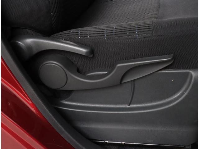 ステラ カスタムＲ　ナビ　プッシュスタート　オートエアコン　ナビゲーション　ＣＤ　ＤＶＤ　１４インチアルミホイール　ＬＥＤヘッドランプ　取扱説明書　保証書　整備手帳　アイドリングストップ（19枚目）