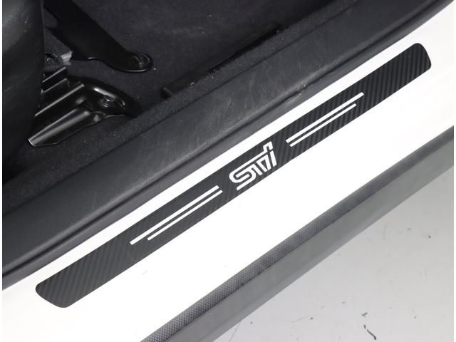 ＸＶ ２．０ｉ－Ｌアイサイト　本革シート　ナビ　ドラレコ　アイサイトＶｅｒ３　　１７インチアルミホイール　ＥＴＣ２．０　ナビゲーション　バックカメラ　ドライブレコーダー　取り扱い説明書　整備手帳　ＬＥＤヘッドランプ（34枚目）