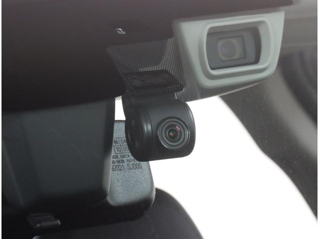 フォレスター ＳＰＯＲＴ　アイサイト　パワーリヤゲート　スマートリヤビュー　ダイアトーン８インチナビ　フロント・サイド・バックカメラ　ナビ連動前後ドラレコ　ＥＴＣ２．０　ＳＴＩドアハンドルプロテクター　ＳＴＩシフトノブ　リヤゲートプロテクター　ＬＥＤライナー　ワンオーナー（9枚目）