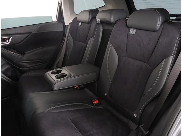 フォレスター ＳＰＯＲＴ　アイサイト　パワーリヤゲート　スマートリヤビュー　ダイアトーン８インチナビ　フロント・サイド・バックカメラ　ナビ連動前後ドラレコ　ＥＴＣ２．０　ＳＴＩドアハンドルプロテクター　ＳＴＩシフトノブ　リヤゲートプロテクター　ＬＥＤライナー　ワンオーナー（12枚目）