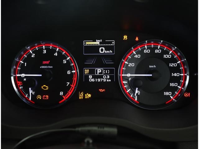 レヴォーグ １．６ＳＴＩスポーツアイサイト　Ｄ型　パナ８型ナビ　ＳＴＩ専用レザーシート　フロント・サイド・バックカメラ　スマートリヤビューミラー　カーゴステップ樹脂　シートヒーター　パワーシート　プッシュスタート　全車速追従クルーズコントロール（15枚目）