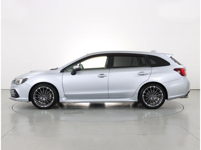 レヴォーグ １．６ＳＴＩスポーツアイサイト　Ｄ型　パナ８型ナビ　ＳＴＩ専用レザーシート　フロント・サイド・バックカメラ　スマートリヤビューミラー　カーゴステップ樹脂　シートヒーター　パワーシート　プッシュスタート　全車速追従クルーズコントロール（19枚目）