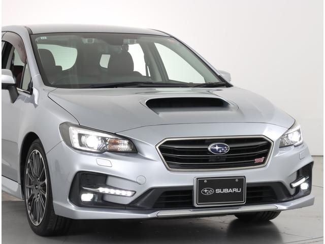 レヴォーグ １．６ＳＴＩスポーツアイサイト　Ｄ型　パナ８型ナビ　ＳＴＩ専用レザーシート　フロント・サイド・バックカメラ　スマートリヤビューミラー　カーゴステップ樹脂　シートヒーター　パワーシート　プッシュスタート　全車速追従クルーズコントロール（20枚目）