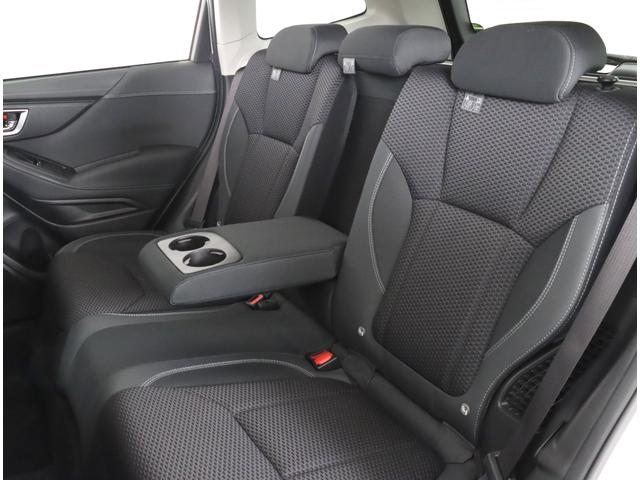 フォレスター Ａｄｖａｎｃｅ　ＥｙｅＳｉｇｈｔ搭載車　新品タイヤ　ドラレコ　ダイヤトーン８インチナビ　ＥＴＣ２．０　パワーリヤゲート　フロント・サイド・バックカメラ　ＳＴＩドアハンドルプロテクター　カーゴステップ　ＬＥＤライナー　スマートリヤビューミラー　ステアリングヒーター（12枚目）