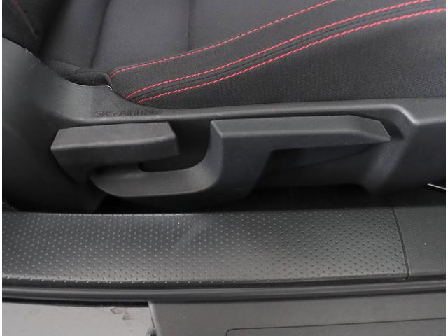 �^�]�Ȃɂ̓��o�[���̃V�[�g���t�^�[�t�ł��̂ŁA�������ɂ����������ŉ^�]���\�ł��B