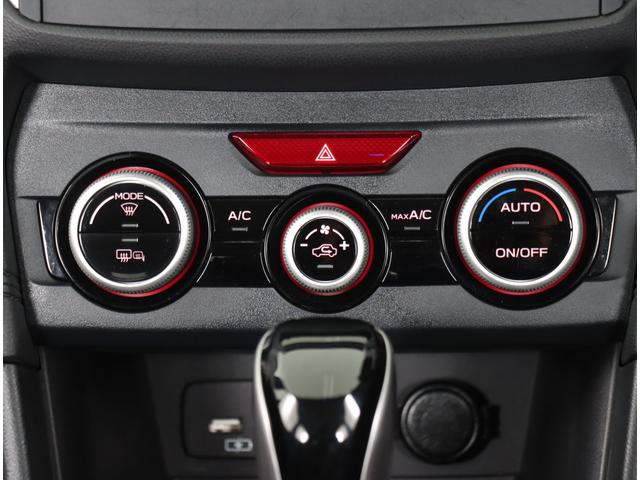 インプレッサスポーツ １．６ｉ－Ｌ　ＥｙｅＳｉｇｈｔ　Ｓ－ｓｔｙｌｅ　ナビ　ＥＴＣ　カロッツェリア７インチナビ　サイド・バックカメラ　ＣＤ／ＤＶＤ　フルセグＴＶ　プッシュスタート　ＳＴＩドアハンドルプロテクター　ＬＥＤライナー　寒冷地仕様　禁煙車　アイドリングストップ（11枚目）