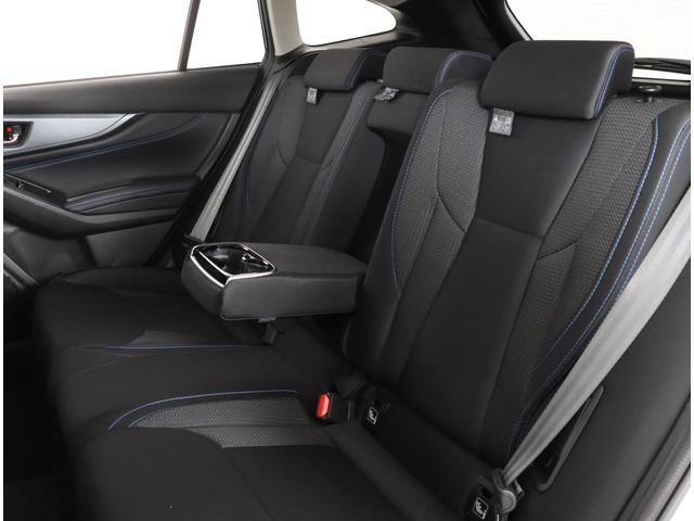 レヴォーグ ＧＴ－Ｈ　ＥＸ　新世代アイサイトＸ　新品タイヤ　Ｆグリル　ナビ機能付１１．６インチインフォメーションディスプレイ　フロント・サイド・バックカメラ　ＥＴＣ２．０　フルセグＴＶ　パワーリヤゲート　シートヒーター　プッシュスタート　ＬＥＤライナー　ターボ（11枚目）