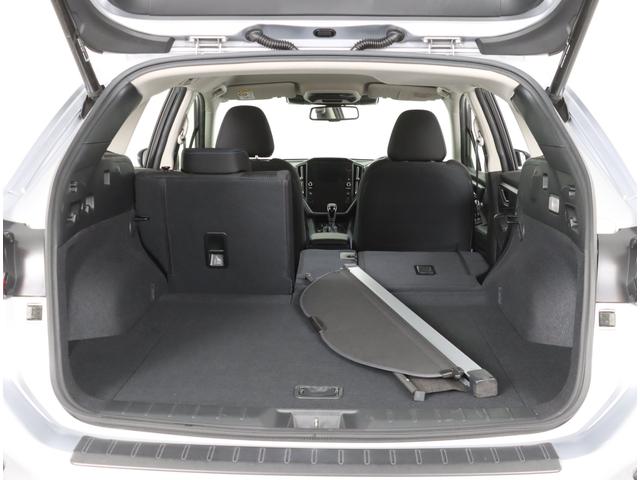 レヴォーグ ＧＴ－Ｈ　ＥＸ　新世代アイサイトＸ　新品タイヤ　ＥＴＣ２．０　ナビ機能付１１．６インチインフォメーションディスプレイ　フロント・サイド・バックカメラ　パワーリヤゲート　カーゴステップ樹脂　フルセグＴＶ　ワンオーナー　ＬＥＤライナー　シートヒーター　ワンオーナー（17枚目）