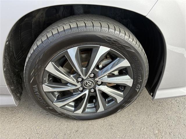 ヴォクシー ハイブリッドＳ－Ｚ　メモリーナビ　バックカメラ　衝突被害軽減システム　ＥＴＣ　ドラレコ　両側電動スライド　ＬＥＤヘッドランプ　乗車定員７人　３列シート　ワンオーナー　記録簿（12枚目）