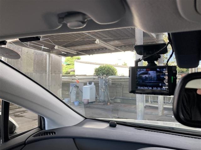 プリウス A 記録簿有 パワーステアリング アルミホイル オートエアコン SRS ABS パワーウィンドウ デュアルエアバック カーテンエアバッグ(22枚目)