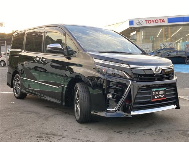 ヴォクシー ＺＳ　フルセグ　メモリーナビ　バックカメラ　衝突被害軽減システム　ＥＴＣ　ドラレコ　乗車定員７人　３列シート　ワンオーナー　記録簿　アイドリングストップ（3枚目）