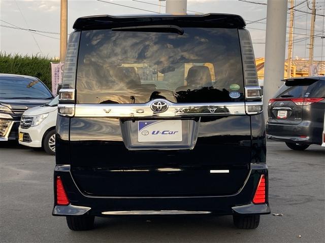 ヴォクシー ＺＳ　フルセグ　メモリーナビ　バックカメラ　衝突被害軽減システム　ＥＴＣ　ドラレコ　乗車定員７人　３列シート　ワンオーナー　記録簿　アイドリングストップ（6枚目）