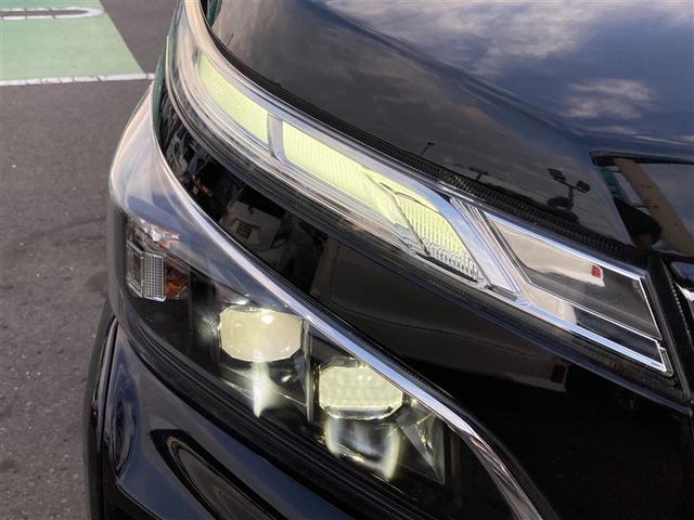 ヴォクシー ＺＳ　フルセグ　メモリーナビ　バックカメラ　衝突被害軽減システム　ＥＴＣ　ドラレコ　乗車定員７人　３列シート　ワンオーナー　記録簿　アイドリングストップ（10枚目）