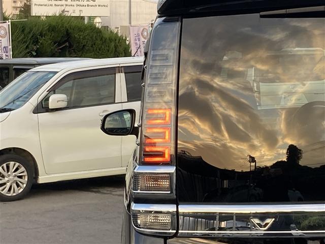 ヴォクシー ＺＳ　フルセグ　メモリーナビ　バックカメラ　衝突被害軽減システム　ＥＴＣ　ドラレコ　乗車定員７人　３列シート　ワンオーナー　記録簿　アイドリングストップ（14枚目）