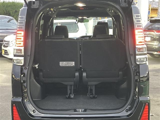 ヴォクシー ＺＳ　フルセグ　メモリーナビ　バックカメラ　衝突被害軽減システム　ＥＴＣ　ドラレコ　乗車定員７人　３列シート　ワンオーナー　記録簿　アイドリングストップ（39枚目）