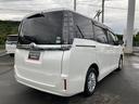 ヴォクシー V フルセグ HDDナビ 後席モニター バックカメラ ETC 乗車定員7人 3列シート ワンオーナー 記録簿 アイドリングストップ(8枚目)