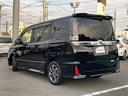 ヴォクシー ＺＳ　フルセグ　メモリーナビ　バックカメラ　衝突被害軽減システム　ＥＴＣ　ドラレコ　乗車定員７人　３列シート　ワンオーナー　記録簿　アイドリングストップ（7枚目）