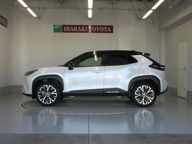 ヤリスクロス ハイブリッドZ アルミホイル LEDライト リアカメラ パワステ オートエアコン サイドエアバック エアバッグ パワーウィンドウ ABS 緊急ブレーキ 運転席助手席エアバッグ(2枚目)