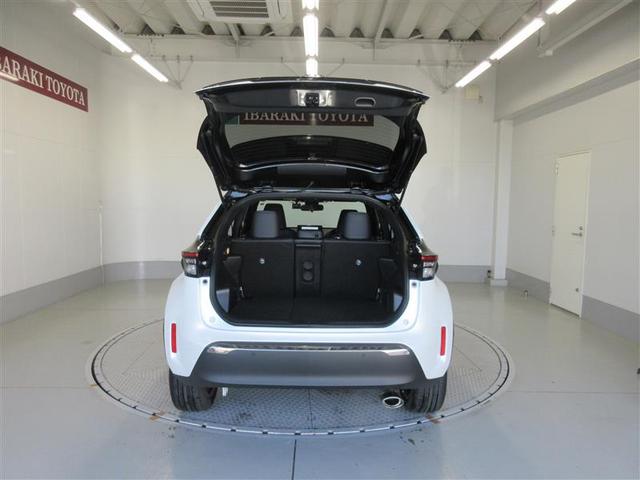 ヤリスクロス ハイブリッドZ アルミホイル LEDライト リアカメラ パワステ オートエアコン サイドエアバック エアバッグ パワーウィンドウ ABS 緊急ブレーキ 運転席助手席エアバッグ(15枚目)