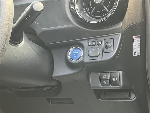 アクア Ｓ　カーナビ　オートエアコン　デュアルエアバック　Ｂカメラ　パワーウィンドウ　ＳＲＳ　パワーステアリング　ＡＢＳ　メモリーナビ　被害軽減ブレーキ（12枚目）