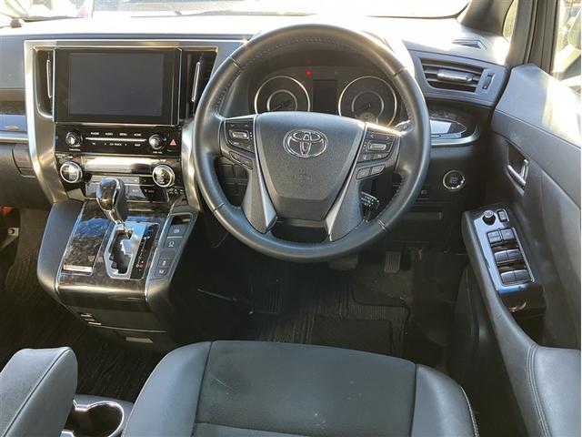 アルファード ２．５Ｓ　タイプゴールドＩＩＩ　ドライブレコーダー　バックカメラ　ナビ　ＴＶ　クリアランスソナー　オートクルーズコントロール　レーンアシスト　衝突被害軽減システム　両側電動スライドドア　オートマチックハイビーム　オートライト（5枚目）