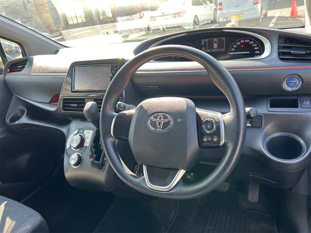 シエンタ ハイブリッドX ETC バックカメラ ナビ TV 両側スライド・片側電動 スマートキー 電動格納ミラー 3列シート フルフラット CVT CD DVD再生 Bluetooth 衝突安全ボディ ABS ESC エアコン(33枚目)