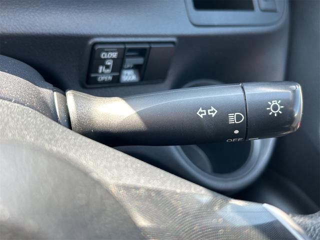 シエンタ ハイブリッドX ETC バックカメラ ナビ TV 両側スライド・片側電動 スマートキー 電動格納ミラー 3列シート フルフラット CVT CD DVD再生 Bluetooth 衝突安全ボディ ABS ESC エアコン(44枚目)