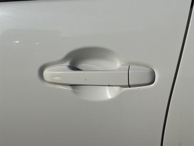 アクア G ETC バックカメラ ナビ TV スマートキー アイドリングストップ 電動格納ミラー CVT 衝突安全ボディ ABS ESC CD DVD再生 ミュージックプレイヤー接続可 Bluetooth(26枚目)