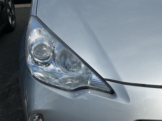 アクア S オートライト スマートキー 電動格納ミラー CVT 衝突安全ボディ ABS ESC CD USB ミュージックプレイヤー接続可 エアコン パワーステアリング パワーウィンドウ(29枚目)
