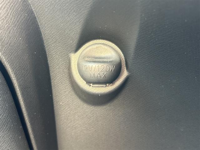 アクア S オートライト スマートキー 電動格納ミラー CVT 衝突安全ボディ ABS ESC CD USB ミュージックプレイヤー接続可 エアコン パワーステアリング パワーウィンドウ(34枚目)