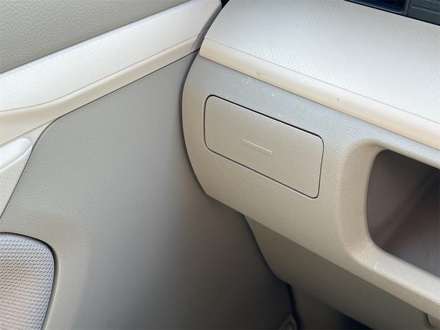 ムーヴ Ｌ　ＥＴＣ　バックカメラ　ナビ　ＴＶ　キーレスエントリー　アイドリングストップ　電動格納ミラー　ＣＶＴ　盗難防止システム　ＡＢＳ　ＥＳＣ　ＣＤ　ＤＶＤ再生　ＵＳＢ　Ｂｌｕｅｔｏｏｔｈ　衝突安全ボディ（40枚目）