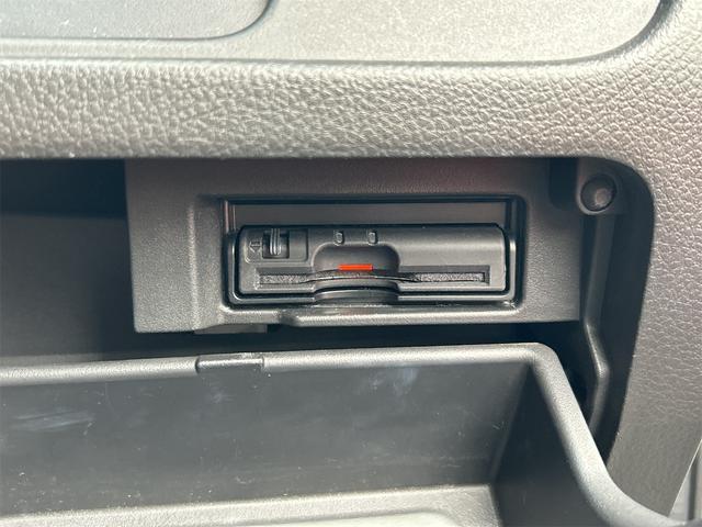 セレナ ハイウェイスター S-ハイブリッド ETC 全周囲カメラ ナビ TV オートクルーズコントロール レーンアシスト 衝突被害軽減システム 両側電動スライドドア オートライト スマートキー アイドリングストップ(10枚目)