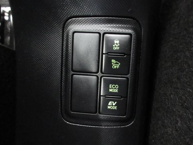 アクア Ｓ　カーナビ　オートエアコン　デュアルエアバック　Ｂカメラ　パワーウィンドウ　ＳＲＳ　パワーステアリング　ＡＢＳ　メモリーナビ　被害軽減ブレーキ（12枚目）