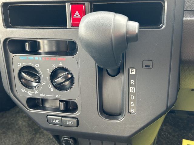 ルーミー X ETC バックカメラ ナビ 両側スライド・片側電動 クリアランスソナー 衝突被害軽減システム オートライト スマートキー アイドリングストップ 電動格納ミラー CVT 盗難防止システム 衝突安全ボディ(6枚目)