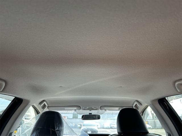 アクア Gブラックソフトレザーセレクション ETC オートライト スマートキー アイドリングストップ 電動格納ミラー シートヒーター CVT 盗難防止システム 衝突安全ボディ ABS ESC CD エアコン パワーステアリング パワーウィンドウ(29枚目)