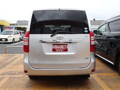 気温に合わせて直感的に操作することで、車内をいつでも快適に保てます。 5