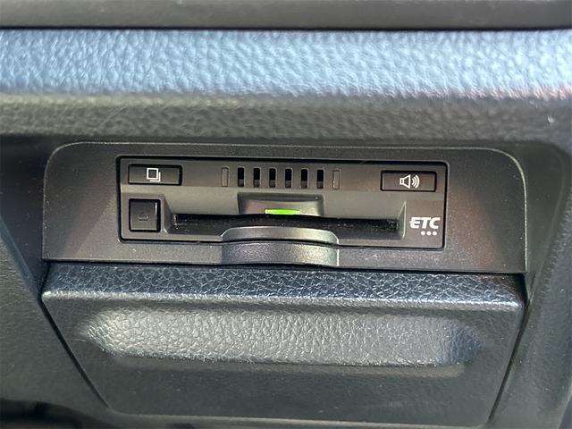 ノア Si ダブルバイビー ドライブレコーダー ETC バックカメラ ナビ TV オートクルーズコントロール レーンアシスト 衝突被害軽減システム 両側電動スライドドア オートマチックハイビーム オートライト LEDヘッドランプ(11枚目)