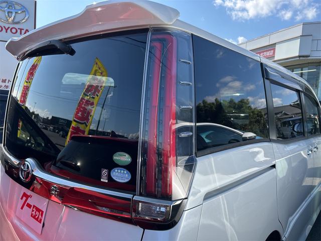 ノア Si ダブルバイビー ドライブレコーダー ETC バックカメラ ナビ TV オートクルーズコントロール レーンアシスト 衝突被害軽減システム 両側電動スライドドア オートマチックハイビーム オートライト LEDヘッドランプ(16枚目)