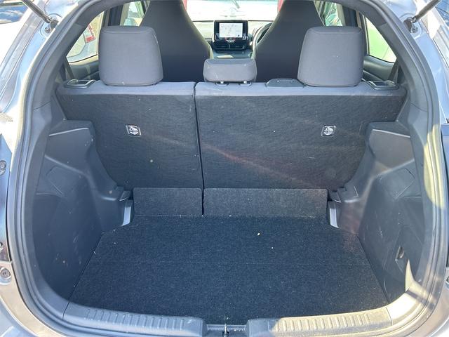 ヤリス Ｇ　ドライブレコーダー　全周囲カメラ　ナビ　ＴＶ　レーンアシスト　衝突被害軽減システム　アルミホイール　オートマチックハイビーム　オートライト　スマートキー　電動格納ミラー　ＣＶＴ（19枚目）