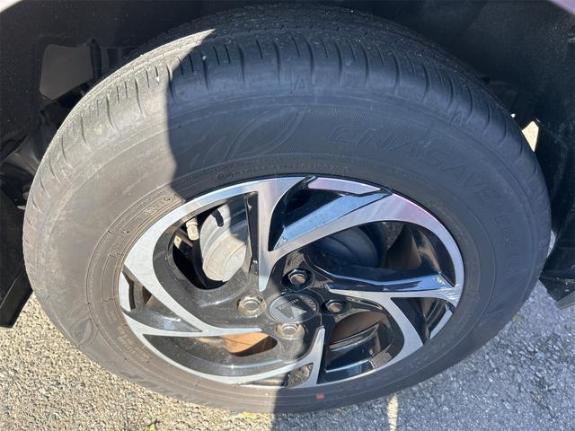 ヤリス Ｇ　ドライブレコーダー　全周囲カメラ　ナビ　ＴＶ　レーンアシスト　衝突被害軽減システム　アルミホイール　オートマチックハイビーム　オートライト　スマートキー　電動格納ミラー　ＣＶＴ（20枚目）