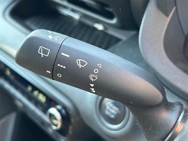 ヤリス Ｇ　ドライブレコーダー　全周囲カメラ　ナビ　ＴＶ　レーンアシスト　衝突被害軽減システム　アルミホイール　オートマチックハイビーム　オートライト　スマートキー　電動格納ミラー　ＣＶＴ（45枚目）