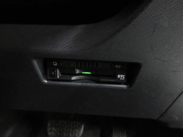 アクア クロスオーバー　Ｂカメラ　エアコン　ＬＥＤ　アルミホイール　パワーステアリング　ナビ　パワーウィンドウ　メモリーナビ　ＡＢＳ　前後ブレーキサポート　助手席エアバック　運転席エアバック（13枚目）