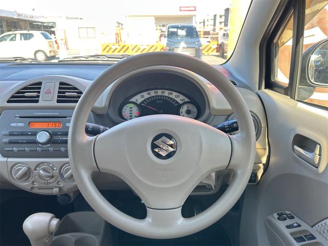 アルト Ｇ　キーレスエントリー　電動格納ミラー　ＡＴ　盗難防止システム　ＣＤ　アルミホイール　衝突安全ボディ　エアコン　パワーステアリング（3枚目）