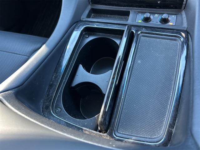 アルファードハイブリッド SR Cパッケージ 4WD バックカメラ ナビ TV クリアランスソナー オートクルーズコントロール レーンアシスト 衝突被害軽減システム 両側電動スライドドア オートマチックハイビーム オートライト LEDヘッドランプ(45枚目)