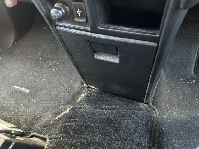 デリカＤ：５ アーバンギア　Ｇ　４ＷＤ　ドライブレコーダー　ＥＴＣ　バックカメラ　ナビ　ＴＶ　オートクルーズコントロール　レーンアシスト　衝突被害軽減システム　両側電動スライドドア　オートマチックハイビーム　オートライト（47枚目）