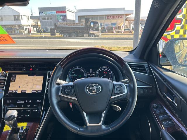 ハリアーハイブリッド プレミアム　４ＷＤ　ＥＴＣ　全周囲カメラ　オートクルーズコントロール　レーンアシスト　パワーシート　ナビ　ＴＶ　オートマチックハイビーム　オートライト　電動リアゲート　アルミホイール　スマートキー　電動格納ミラー（3枚目）