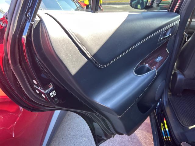 ハリアーハイブリッド プレミアム　４ＷＤ　ＥＴＣ　全周囲カメラ　オートクルーズコントロール　レーンアシスト　パワーシート　ナビ　ＴＶ　オートマチックハイビーム　オートライト　電動リアゲート　アルミホイール　スマートキー　電動格納ミラー（27枚目）