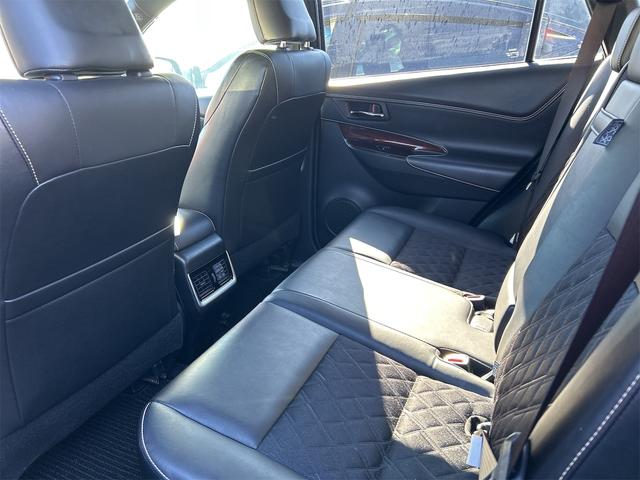 ハリアーハイブリッド プレミアム　４ＷＤ　ＥＴＣ　全周囲カメラ　オートクルーズコントロール　レーンアシスト　パワーシート　ナビ　ＴＶ　オートマチックハイビーム　オートライト　電動リアゲート　アルミホイール　スマートキー　電動格納ミラー（28枚目）