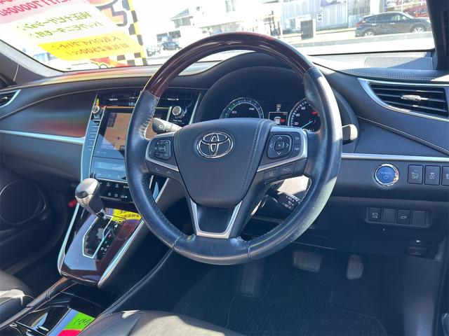 ハリアーハイブリッド プレミアム　４ＷＤ　ＥＴＣ　全周囲カメラ　オートクルーズコントロール　レーンアシスト　パワーシート　ナビ　ＴＶ　オートマチックハイビーム　オートライト　電動リアゲート　アルミホイール　スマートキー　電動格納ミラー（32枚目）